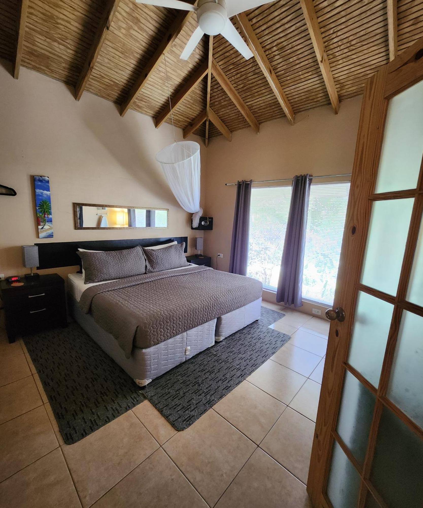 Carolina Point Resort Crown Point Bagian luar foto